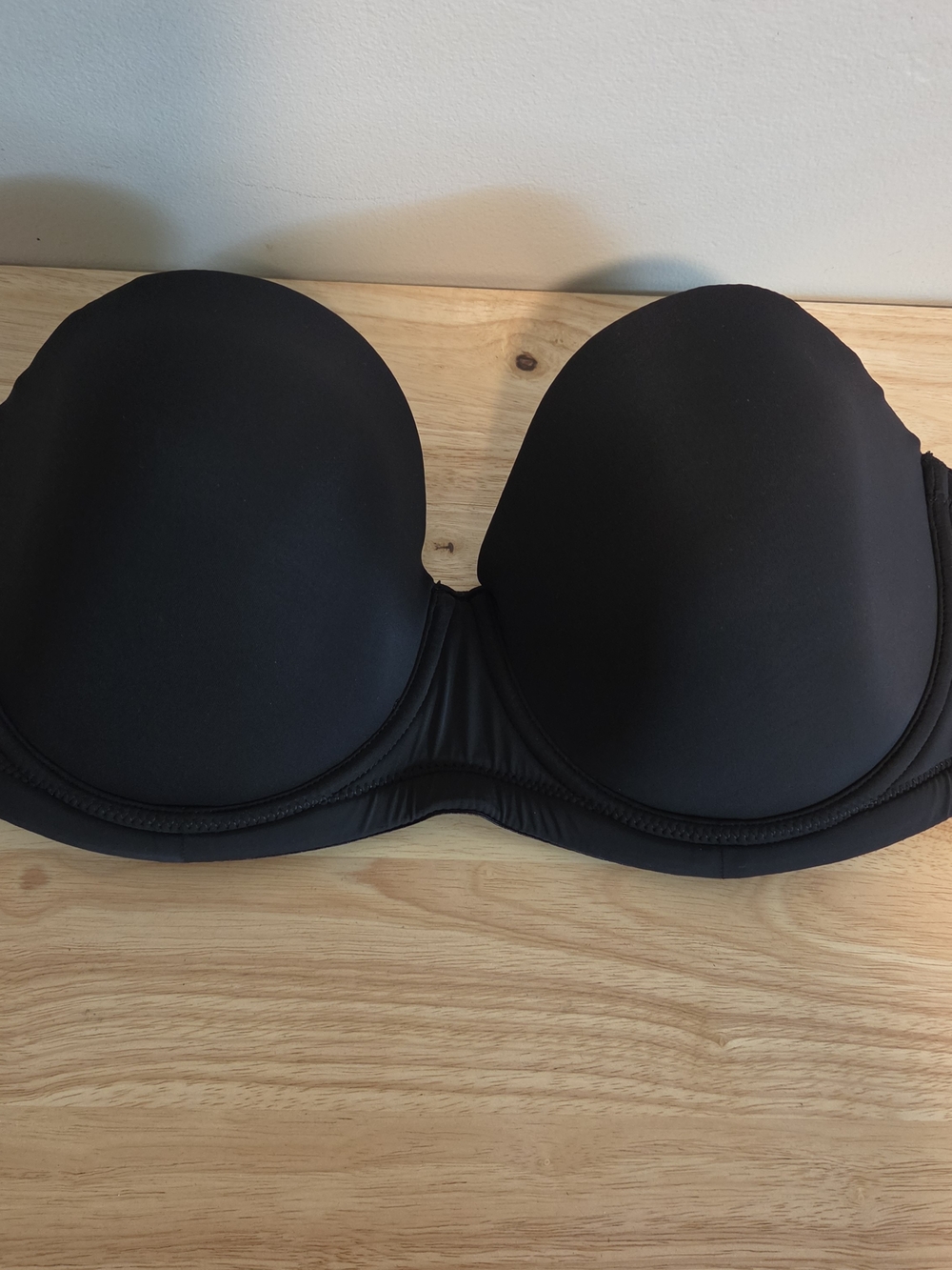 Delimira Black Strapless Bra Size 42C